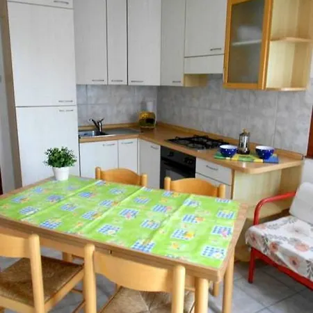 Apartament Marina 4